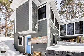 Lakefront Nevis Cabin Escape w/ Hot Tub!