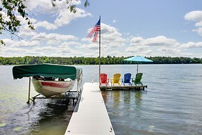 Lakefront Nevis Cabin Escape w/ Hot Tub!