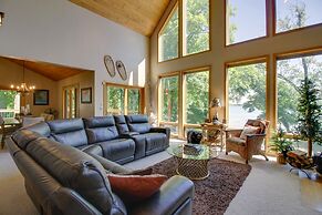 Lakefront Brainerd Cabin w/ Fireplace!