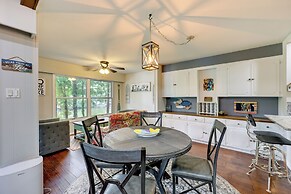 Lakefront Hot Springs Vacation Rental w/ Dock!