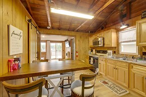 Waterfront Lake Cabin: Close to Boating & Fishing!