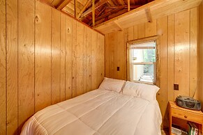 Waterfront Lake Cabin: Close to Boating & Fishing!