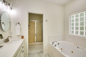Hot Springs Village Golf Getaway w/ Deck!