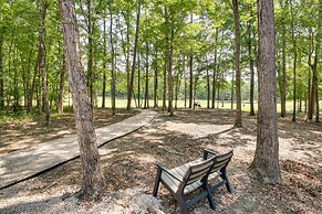 Hot Springs Village Golf Getaway w/ Deck!