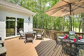 Hot Springs Village Golf Getaway w/ Deck!