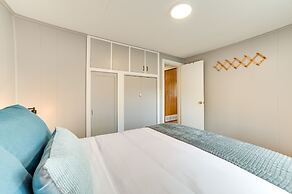 Houghton Lake Family Cottage w/ Game Room!