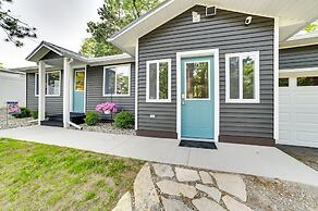 Houghton Lake Family Cottage w/ Game Room!