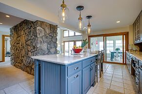 Lakefront Syracuse Home w/ Deck & Private Dock!