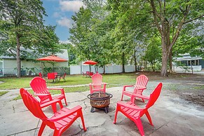 Cozy Glens Falls Getaway < 1 Mi to Downtown