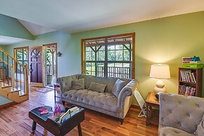 Idyllic Beattyville Cabin Rental w/ Stunning Views