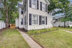 Charming Glens Falls Retreat Near Downtown!