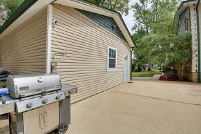 Waterfront Hot Springs Home: 19 Mi to Natl Park!