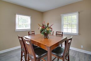 Waterfront Hot Springs Home: 19 Mi to Natl Park!