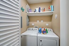 Waterfront Hot Springs Home: 19 Mi to Natl Park!