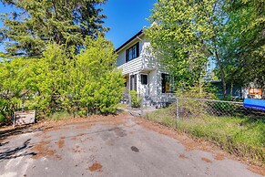3 Mi to Pioneer Park & University: Spacious Home!