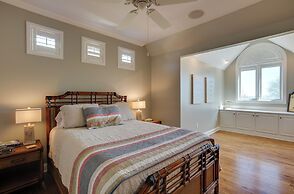 Lake Livingston Paradise: Outdoor Pool w/ Slide!