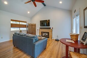 Pottsboro Vacation Rental - Walk to Lake Texoma!