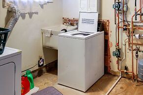 Sustainable Sanctuary: Rattlesnake Valley Retreat