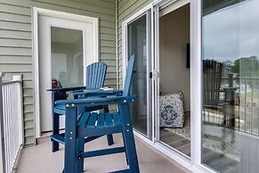Lewes Vacation Rental w/ Balcony & Pool Access