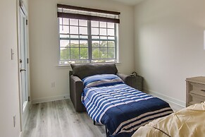 Creek Access & Balcony: Lewes Home Near Beaches