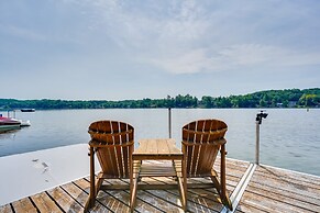 Queensbury Lakefront Home: Screened Porch & Views!