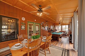 Cadiz Vacation Home w/ Deck: Walk to Lake Barkley