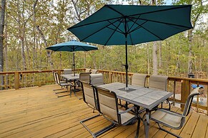 Cadiz Vacation Home w/ Deck: Walk to Lake Barkley