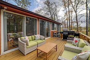 Cadiz Vacation Home w/ Deck: Walk to Lake Barkley