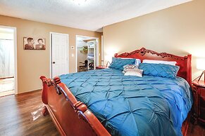 1 Mi to Downtown & River: Family Apt in Fairbanks