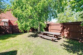 1 Mi to Downtown & River: Family Apt in Fairbanks