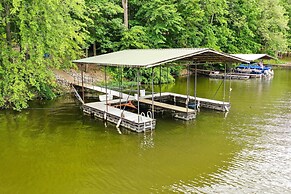 Lakefront Cadiz Home w/ Hot Tub!
