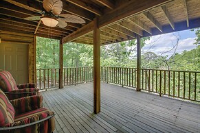 Lake Ouachita Vacation Rental w/ Community Pool