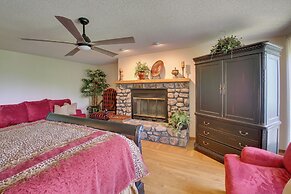 Lake Ouachita Vacation Rental w/ Community Pool