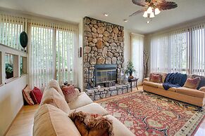 Lake Ouachita Vacation Rental w/ Community Pool