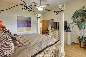 Lake Ouachita Vacation Rental w/ Community Pool