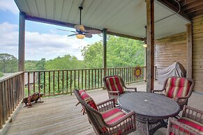 Lake Ouachita Vacation Rental w/ Community Pool