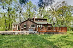 Minnesota Cabin w/ Deck & Private Beach