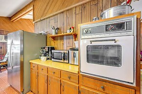 Rural Arkansas Vacation Rental w/ Lake Access