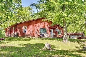 Rural Arkansas Vacation Rental w/ Lake Access