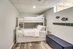 Private Beachfront Lake Michigan Rental w/ Kayaks