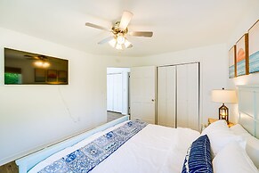 Private Beachfront Lake Michigan Rental w/ Kayaks