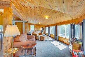 Lakeview Maine Retreat w/ Fire Pit, Grill & Canoe