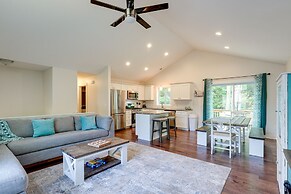 Serene Pentwater Getaway w/ Yard Near Lakes