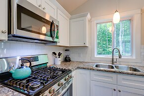 Serene Pentwater Getaway w/ Yard Near Lakes