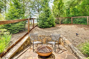 Blue Ridge Mountain Home w/ Sunroom: Pets Welcome
