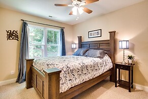 Blue Ridge Mountain Home w/ Sunroom: Pets Welcome