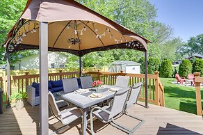 Three Oaks Home w/ Guest House - 8 Mi to Beach!