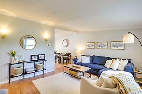 Three Oaks Home w/ Guest House - 8 Mi to Beach!