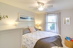 Three Oaks Home w/ Guest House - 8 Mi to Beach!