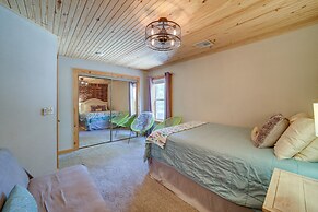 Boat Dock & Fire Pit: Lakefront Paradise in Eucha!